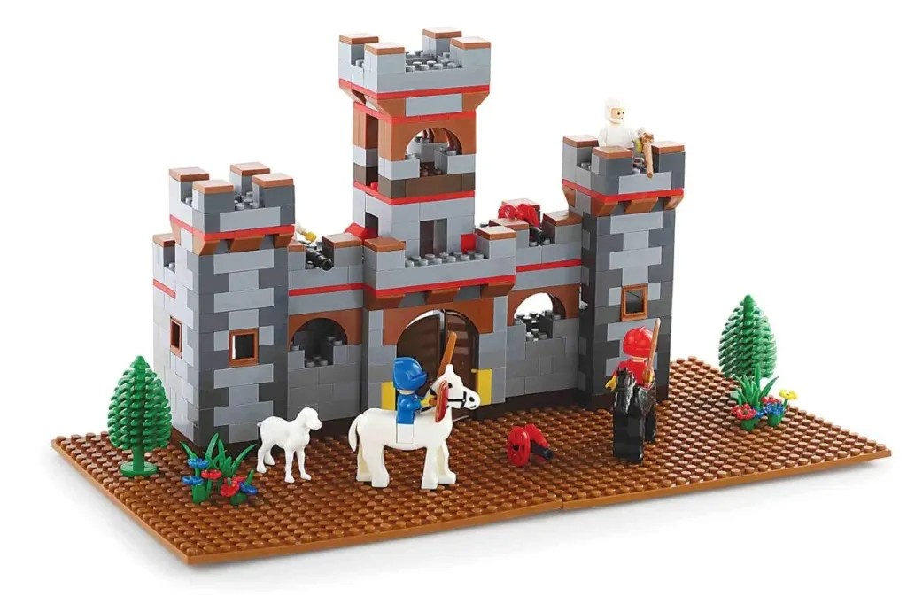 Peacock Smart Blocks Set  - Castle Set with Warriors (575 Pcs Lego) - Interlocking Building and Construction Blocks 3.webp