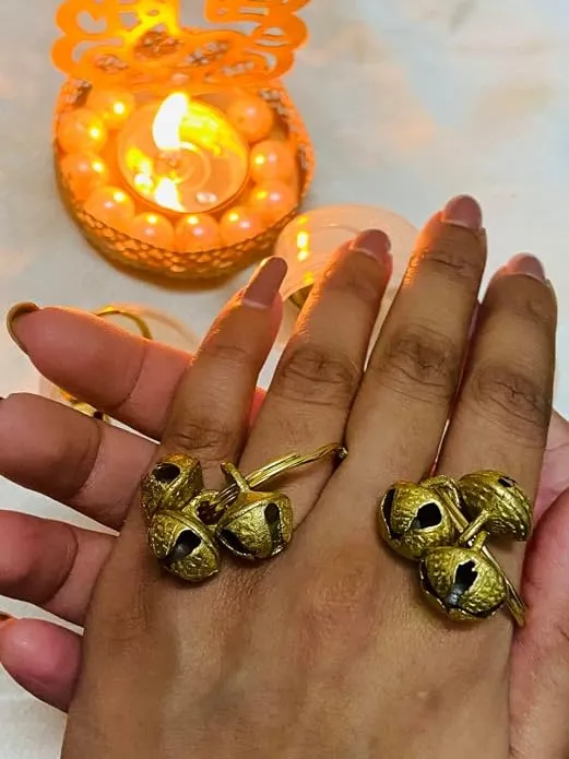 Ghungroo Kadi Finger Rings - Brass Ghungroo Bells Finger Clapping Ring for Home Temple, Pooja, Aarti, Bhajan, Kirtan & Festivals 2.webp