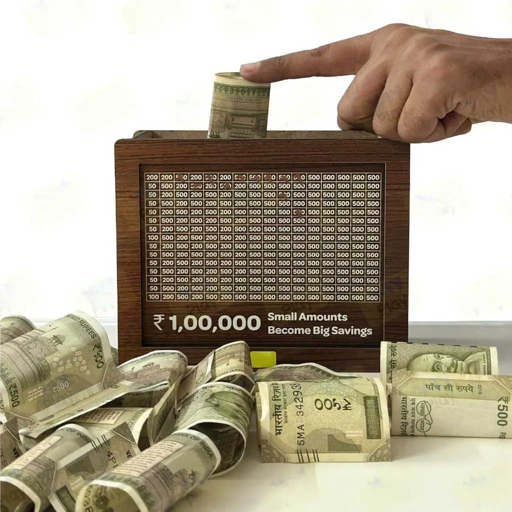 [KBS-684] Wooden Piggy Bank