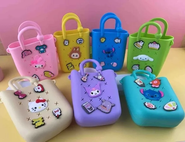 [KBS-1114] Silicone Sling Bag   