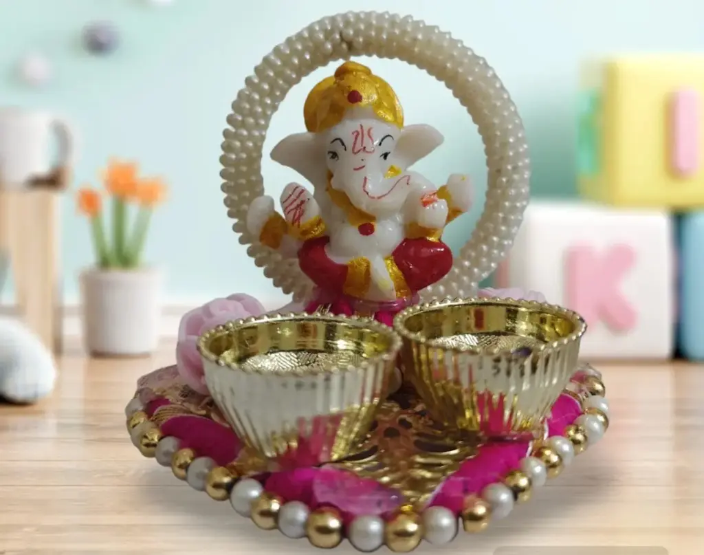 Ganesha with Roli Chawal Holder
